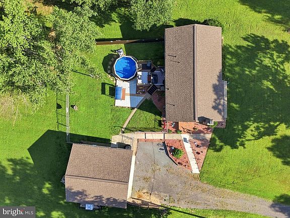 3rd image of 5532 Waterford Rd