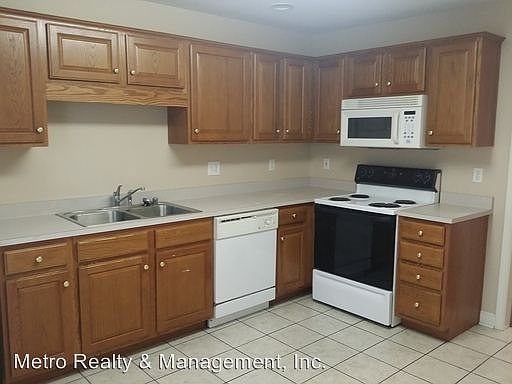 2nd image of 8608 Standing Oak Dr