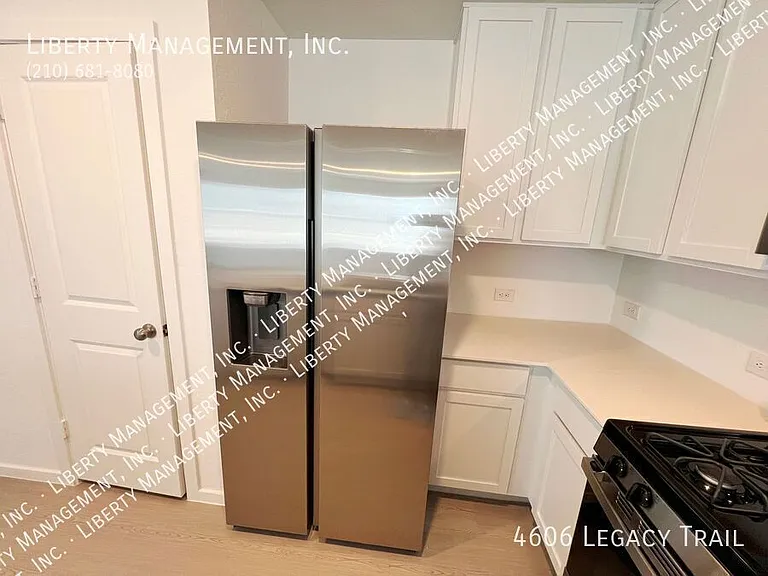 4606 Legacy Point — Photo 20