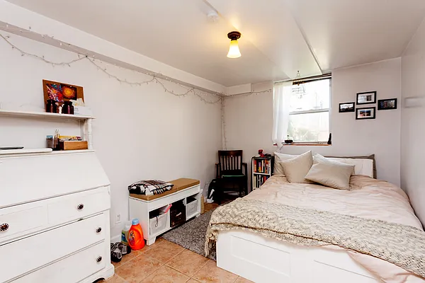 Rented by Compass | media 11