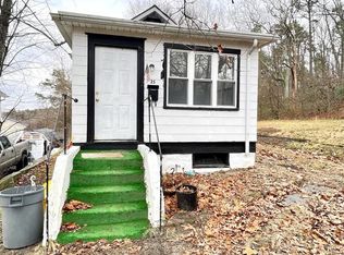 25 Osborne Ave, Pine Hill, NJ 08021