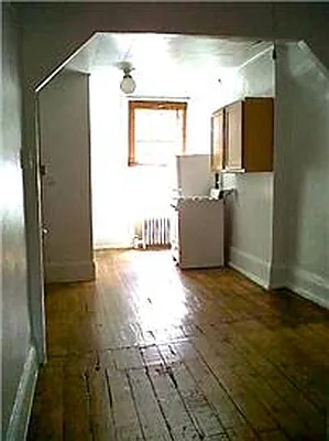 Rented by Adina Realty | media 31