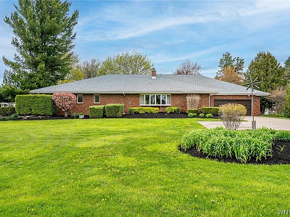 3rd image of 4115 Mapleton Rd