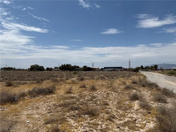 470 W Mesquite Ave, Pahrump, NV 89060
