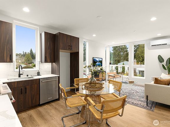 4th image of 4406 B 50th Avenue S