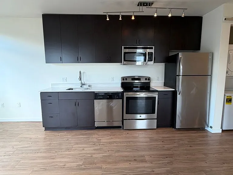 The Local 418 — Photo 22