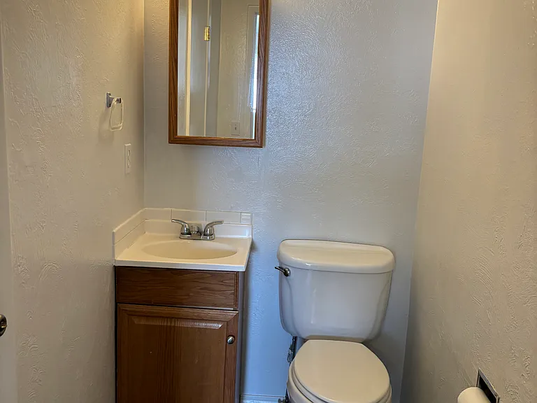 1821 Cherry St — Photo 8