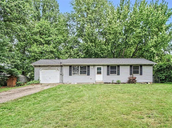 41842 Paw Rd, Paw Paw, MI 49079