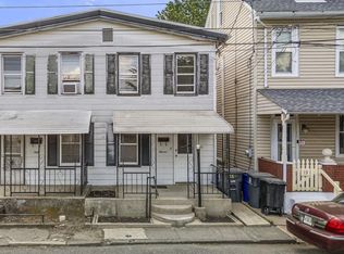 11 Plum St, Pottstown, PA 19464
