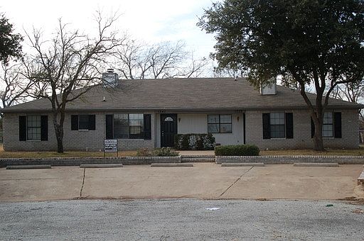 1st image of 1741 Dynasty Cir