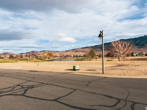 366 Bayhill Cir, Dayton, NV 89403