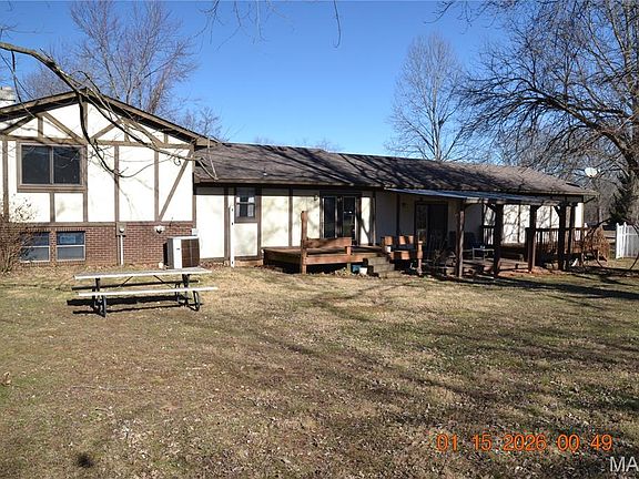 5th image of 104 Hawthorne Dr