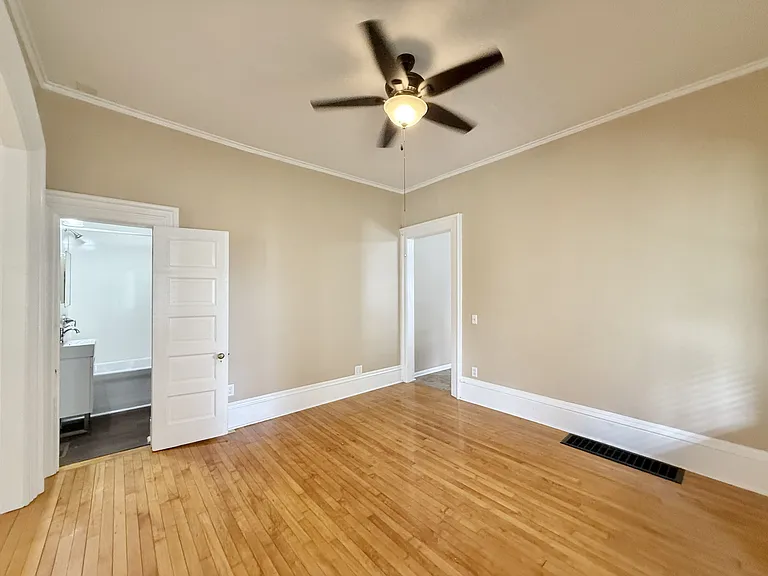 242 W Main St #1 — Photo 4