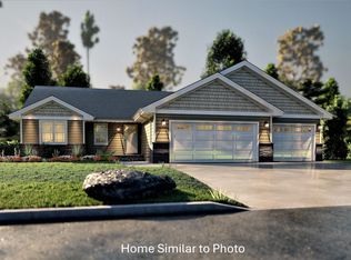 1007 Constellation Way, Marinette, WI 54143
