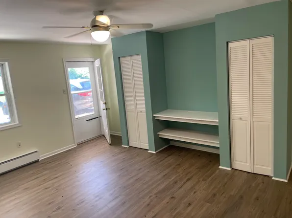 14720 Albert Staub Rd #11, Thurmont, MD 21788