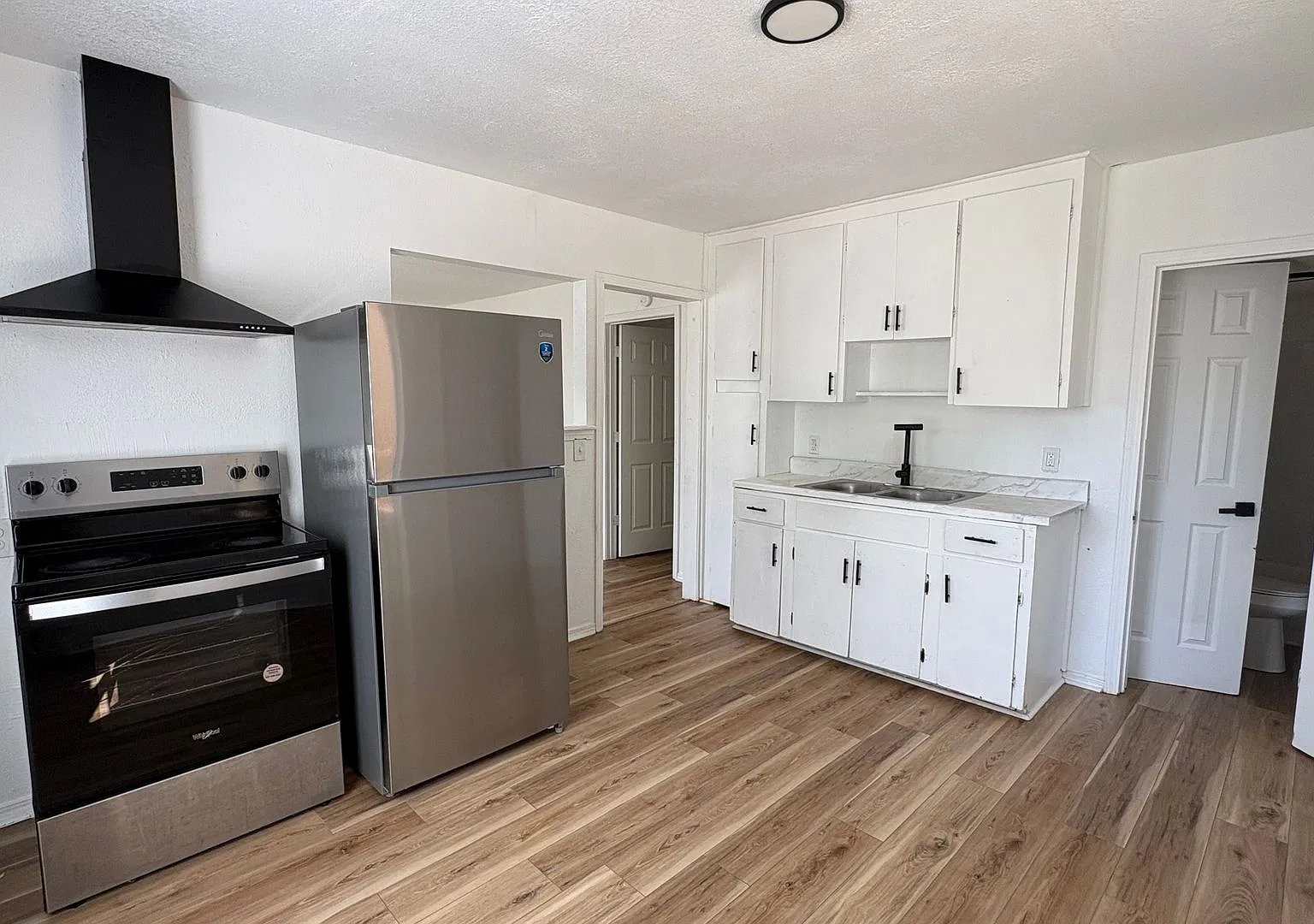 Updated 2-bedroom, 1-bath house in North Little Rock — Photo 3