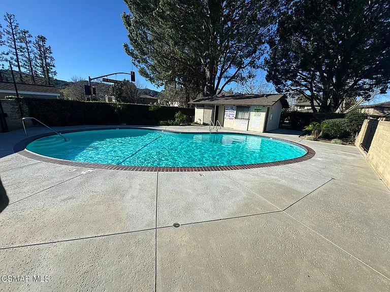 2075 Avenida Vista Delmonte #4 — Photo 9