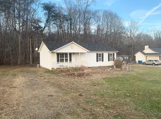 5511 Forest Pine Dr, Mc Leansville, NC 27301