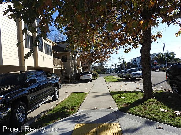 2nd image of 2108 Garnet Ave APT B