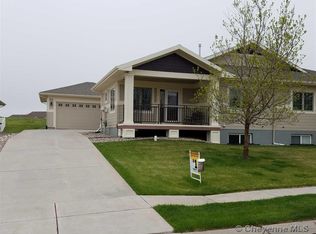 1001 Whispering Hls, Cheyenne, WY 82009