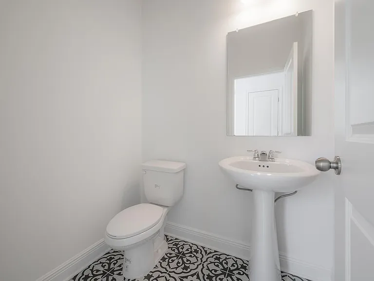 2703 W Fig St #1 — Photo 19