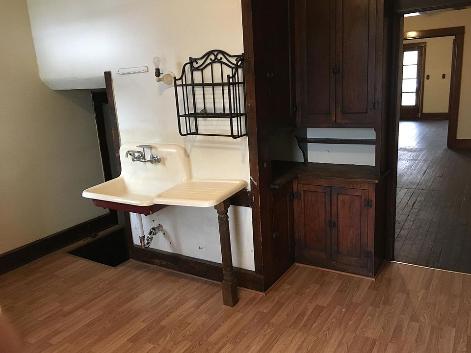 1st image of 722 Elberon Ave