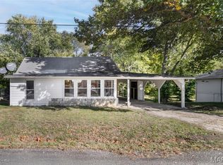 405 Pleasant St, Jerseyville, IL 62052