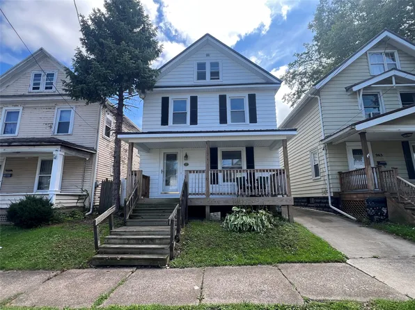 959 W 25th St, Erie, PA 16502