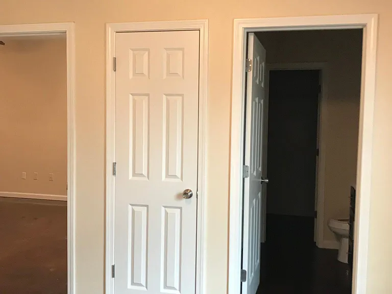 314 Gabreten Ln #B — Photo 12