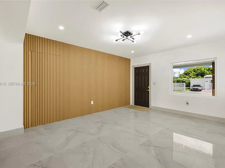 5410 SW 2nd St — Photo 14