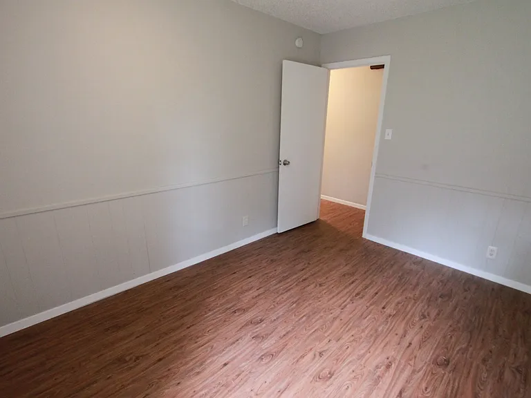 6606 Betty Cook Dr — Photo 2