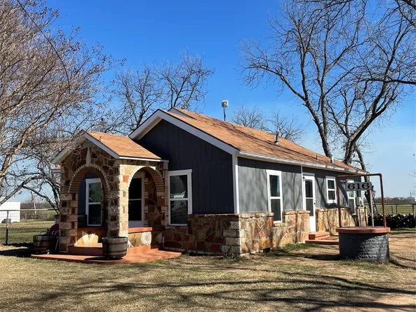 616 Maple St, Brownwood, TX 76801