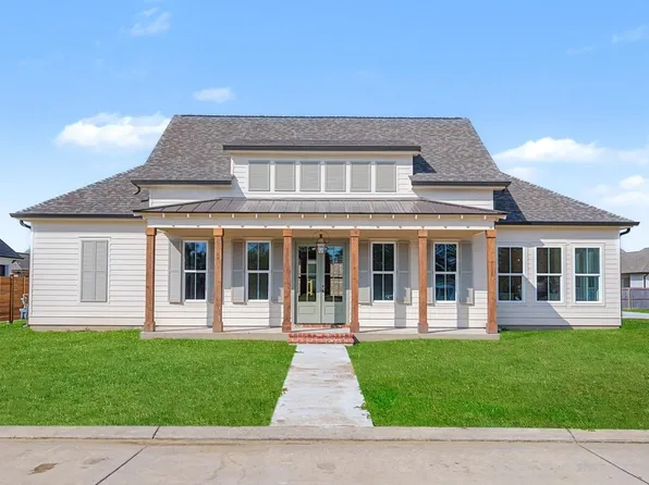 108 Hazelwood Dr, Thibodaux, LA 70301