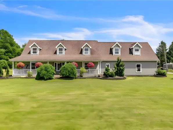 1659 Hooker Rd, Karns City, PA 16041