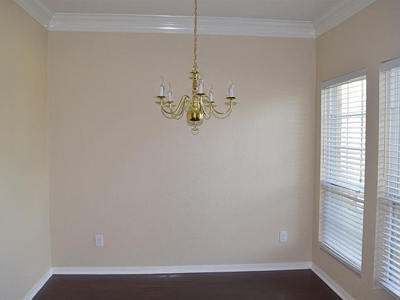 4th image of 14818 Hillside Woods Ct