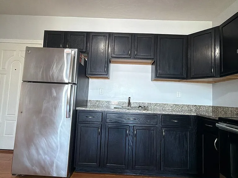 575 Common St #579 — Photo 5