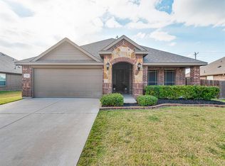143 Sierra Dr, Waxahachie, TX 75167