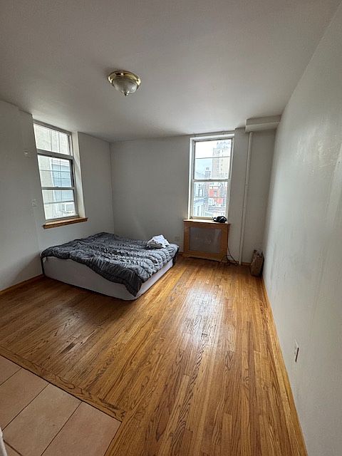 1st image of 43 Saint Marks Pl APT 5E