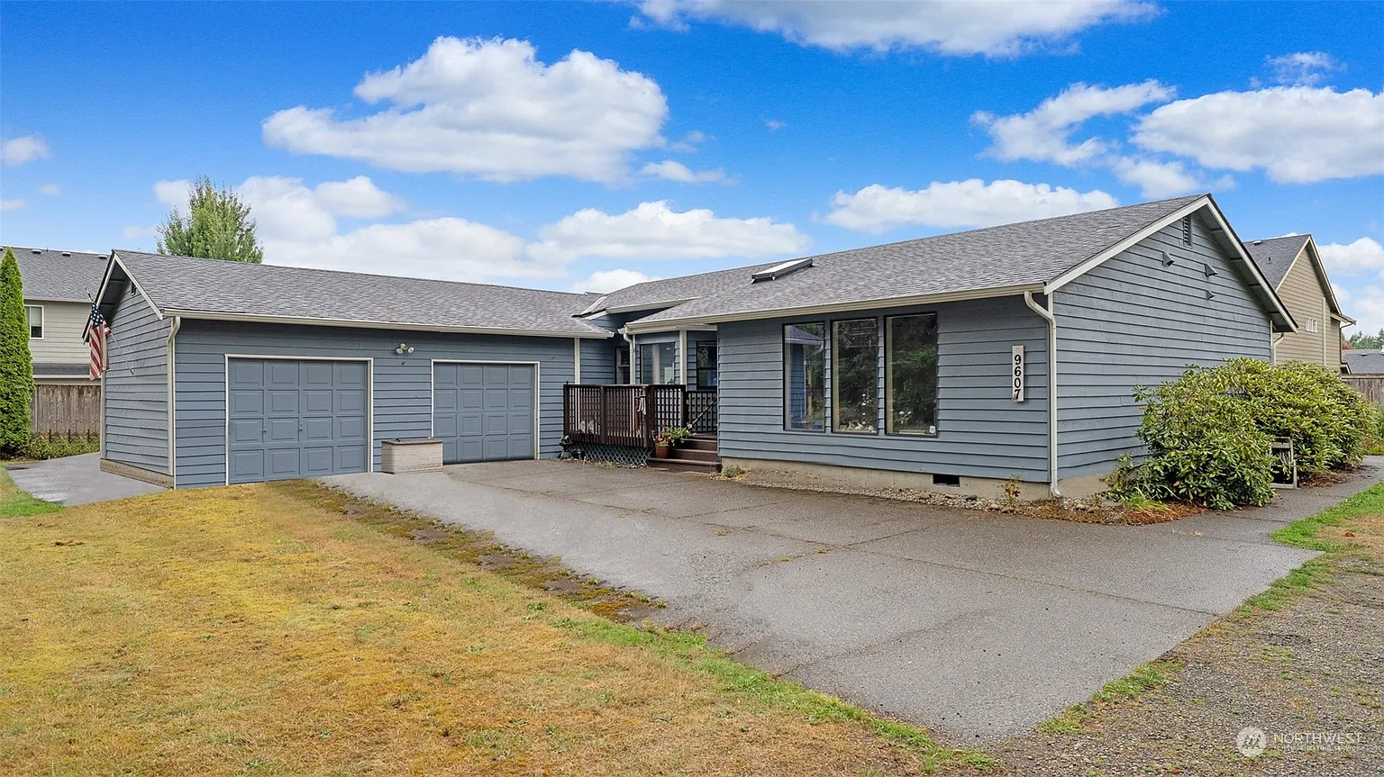 9607 204th Street E photo 1