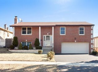 949 N Neva Ave, Addison, IL 60101