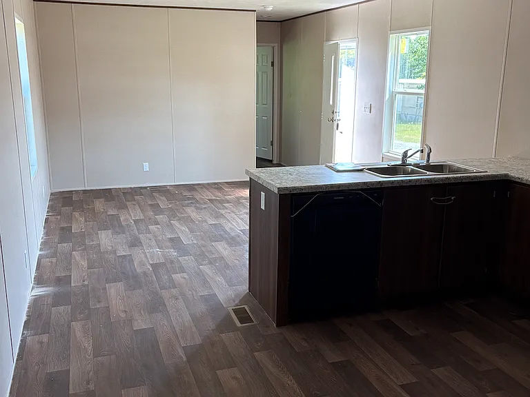 148 Briles Ct — Photo 3