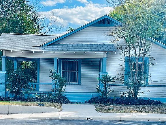 4th image of 722 E Southcross Blvd