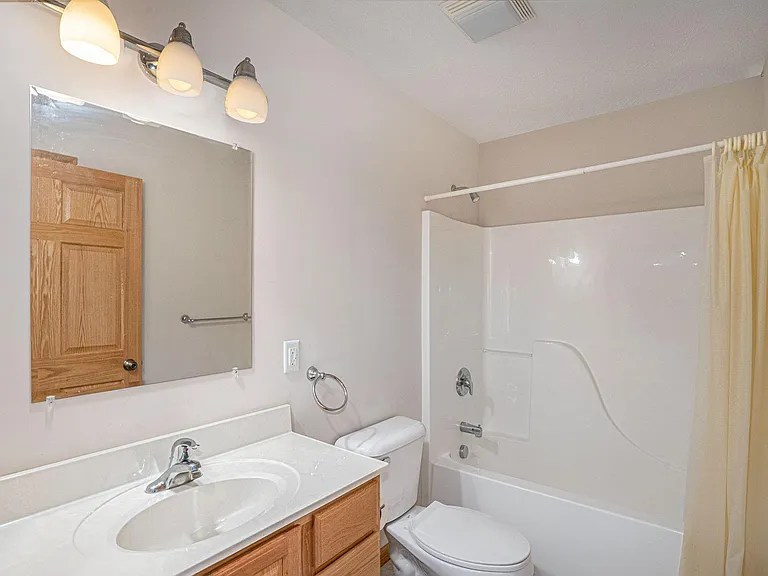 7675 E Kent Rd — Photo 15