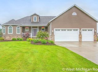 6025 River Ridge Dr, Hamilton, MI 49419