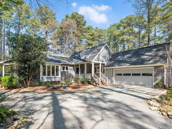 14 Timberlyne Rd, Chapel Hill, NC 27514