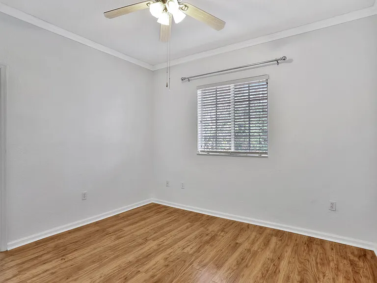 6527 Catalina Ln — Photo 22