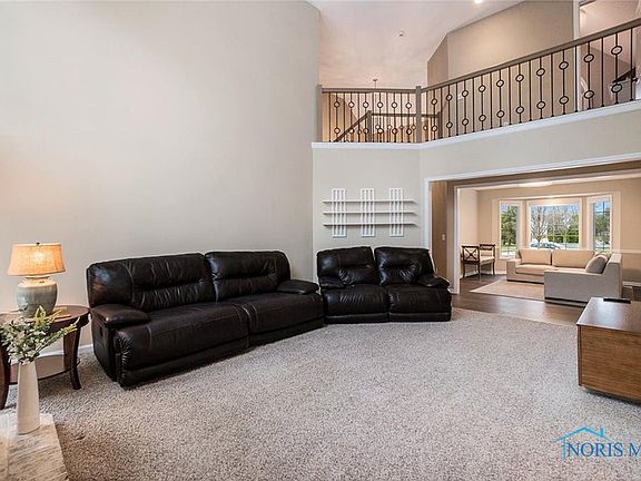 5th image of 5828 Bear Creek Dr