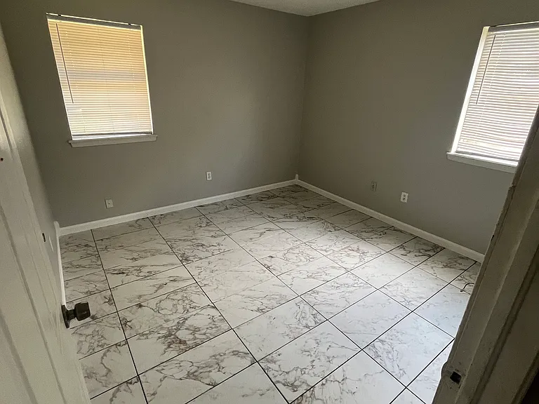 4304 Meadowpark Dr — Photo 11