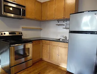 Rented by R New York