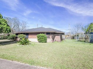 5803 Hirondel St, Houston, TX 77033